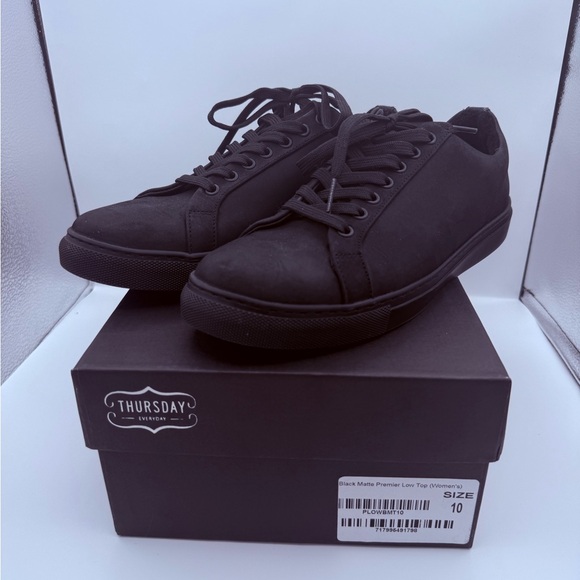 Thursday Boot Company Black Sneakers Matte Womens Size 10 Lightly Used - Picture 5 of 10